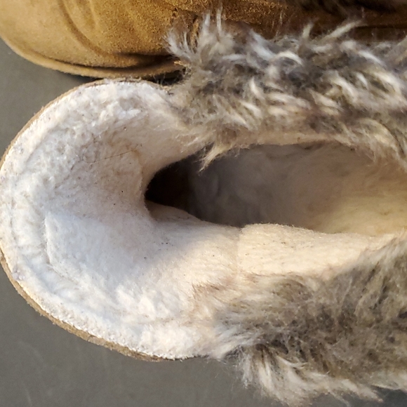 Bearpaw Boots Women's Size 8 - Picture 6 of 9